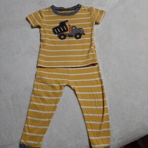 💛 mix-match 10/$20💛 Kids Yellow Striped Pajama Set with Truck Design